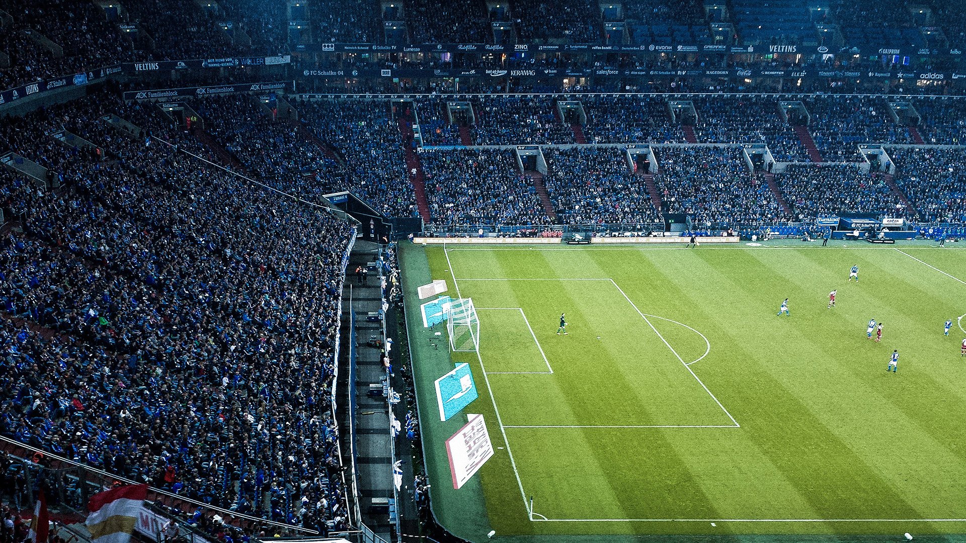 瑞·弗兰:每一次防守后,他都能迅速带领全黑队完成精彩反击,瑞弗兰用法