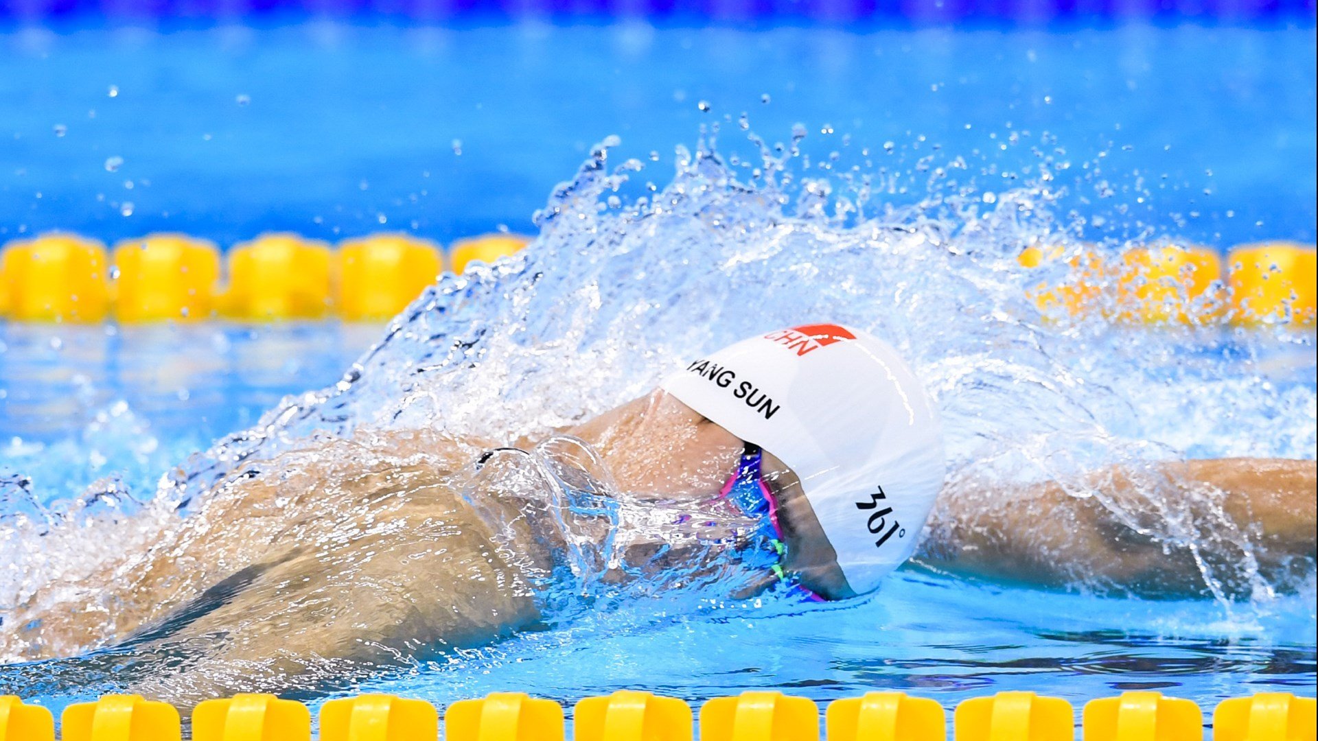 达米恩·麦肯齐:全黑队的进攻先锋,速度与技巧并存