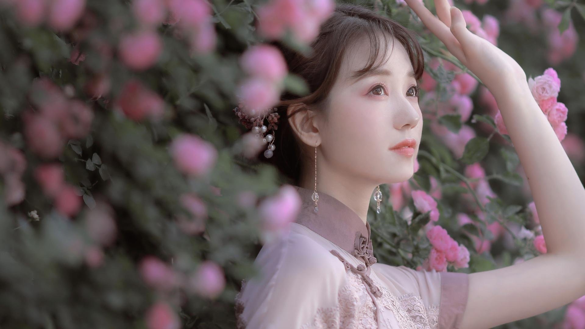 哥伦比亚女足在巴黎奥运会上表现出色，赢得多场比赛，哥伦比亚足球美女